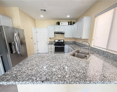 5360 Cielo Oro Street - Photo Thumbnail 10