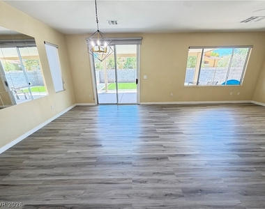 5360 Cielo Oro Street - Photo Thumbnail 13