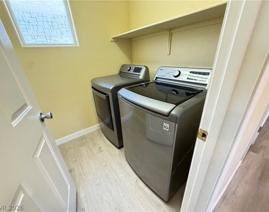 5360 Cielo Oro Street - Photo Thumbnail 21