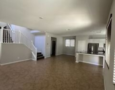10474 Skye Night Avenue - Photo Thumbnail 2