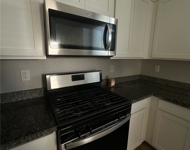 10474 Skye Night Avenue - Photo Thumbnail 5