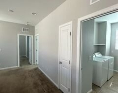 10474 Skye Night Avenue - Photo Thumbnail 7