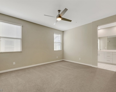 11302 Kraft Mountain Avenue - Photo Thumbnail 13