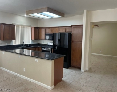 1416 Calle Montery Street - Photo Thumbnail 5