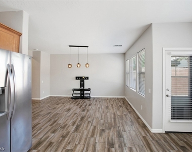 8266 Arden Landing Place - Photo Thumbnail 11