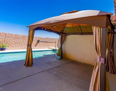 11057 Village Crest Lane - Photo Thumbnail 19