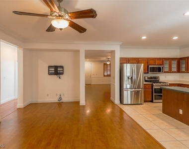 11073 Village Ridge Lane - Photo Thumbnail 15