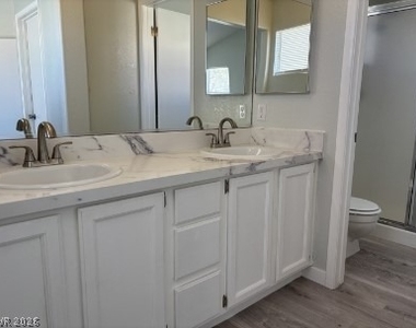 8420 Aspenbrook Avenue - Photo Thumbnail 15