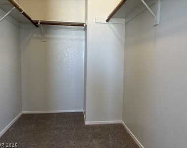 8420 Aspenbrook Avenue - Photo Thumbnail 14