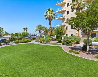 8255 Las Vegas Boulevard - Photo Thumbnail 52