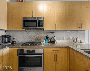 353 E Bonneville Avenue - Photo Thumbnail 7