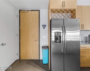 353 E Bonneville Avenue - Photo Thumbnail 5