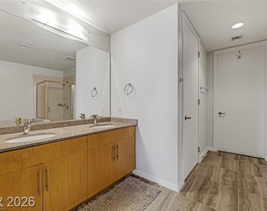 353 E Bonneville Avenue - Photo Thumbnail 15