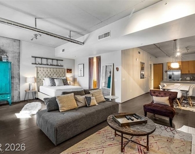 353 E Bonneville Avenue - Photo Thumbnail 2