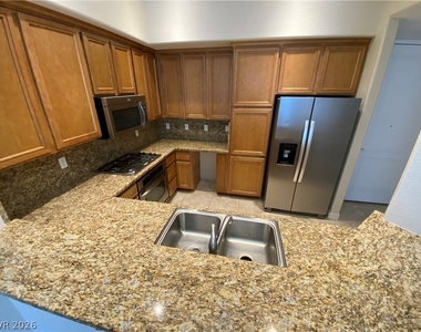 68 E Serene Avenue - Photo Thumbnail 2