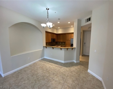 68 E Serene Avenue - Photo Thumbnail 3