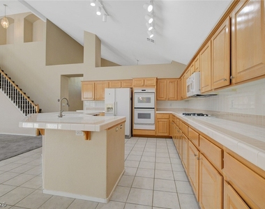 1209 Corona Valley Street - Photo Thumbnail 19