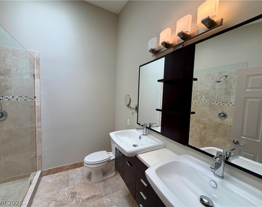 276 Heatherstone Street - Photo Thumbnail 35
