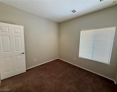 276 Heatherstone Street - Photo Thumbnail 29