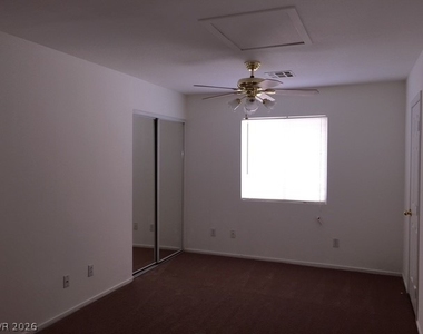10625 Amblewood Avenue - Photo Thumbnail 10