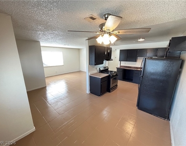6940 Hopkins Drive - Photo Thumbnail 6