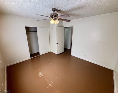 6940 Hopkins Drive - Photo Thumbnail 14