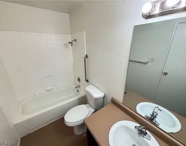 6940 Hopkins Drive - Photo Thumbnail 19