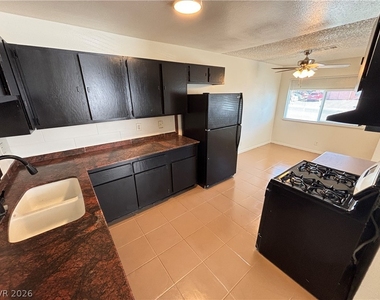 6940 Hopkins Drive - Photo Thumbnail 8