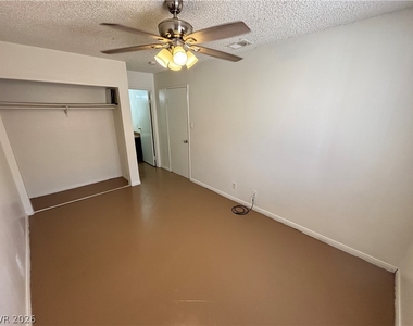6940 Hopkins Drive - Photo Thumbnail 18