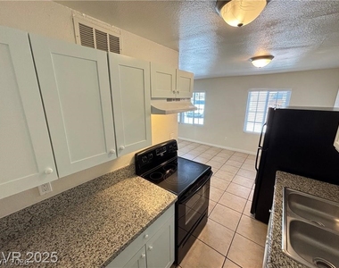 1420 Putnam Avenue - Photo Thumbnail 7