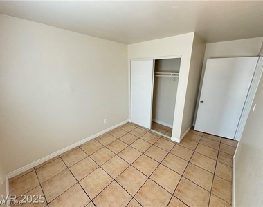1420 Putnam Avenue - Photo Thumbnail 10