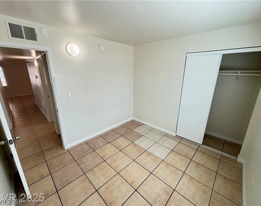 1420 Putnam Avenue - Photo Thumbnail 8