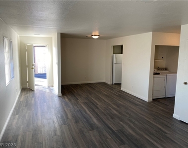 3911 Cambridge Street - Photo Thumbnail 2
