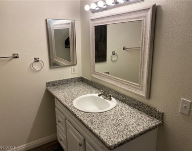 3911 Cambridge Street - Photo Thumbnail 7