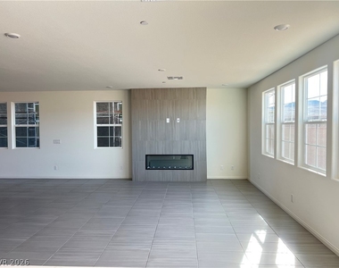 2801 Gallarate Drive - Photo Thumbnail 8