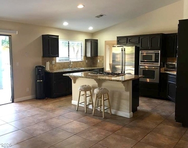 6829 Laredo - Photo Thumbnail 7