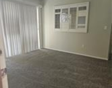 1908 Desert Falls Court - Photo Thumbnail 17