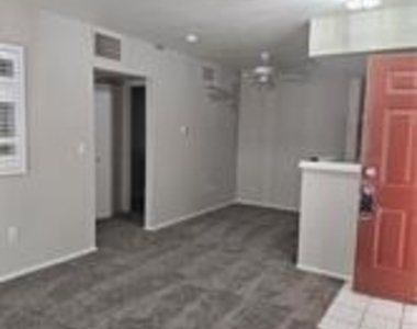 1908 Desert Falls Court - Photo Thumbnail 16