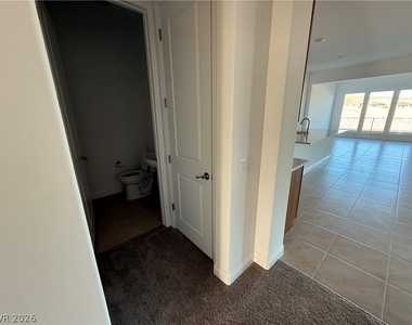 162 Sun Glaze Avenue - Photo Thumbnail 14
