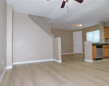 5275 Railroad River Avenue - Photo Thumbnail 9