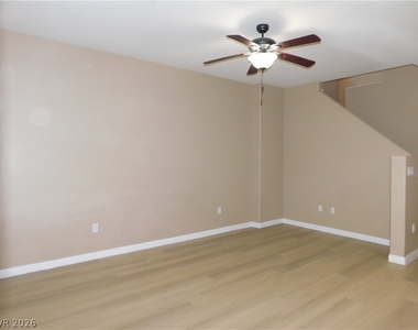 5275 Railroad River Avenue - Photo Thumbnail 8