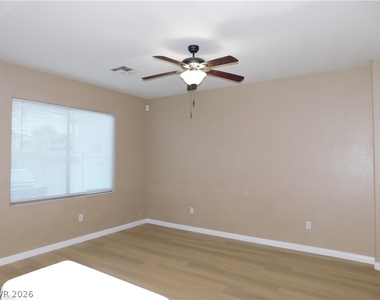 5275 Railroad River Avenue - Photo Thumbnail 7