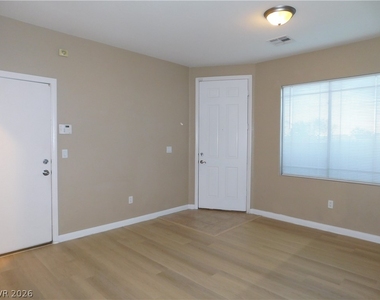 5275 Railroad River Avenue - Photo Thumbnail 1