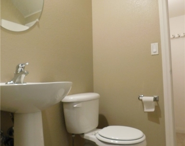 5275 Railroad River Avenue - Photo Thumbnail 14