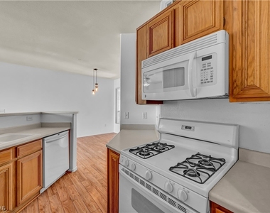 7147 Durango - Photo Thumbnail 13