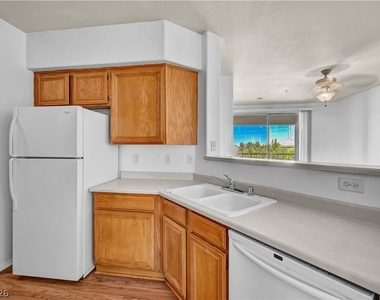 7147 Durango - Photo Thumbnail 11