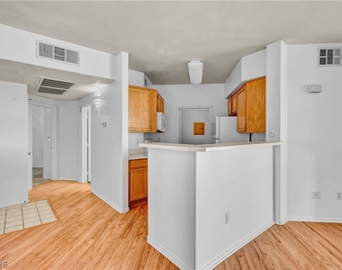 7147 Durango - Photo Thumbnail 10