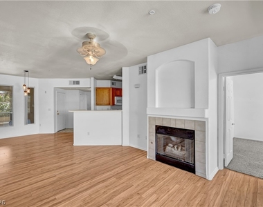 7147 Durango - Photo Thumbnail 4