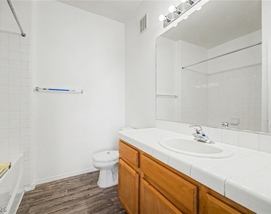 1050 E Cactus Avenue - Photo Thumbnail 19