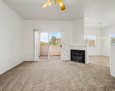 1050 E Cactus Avenue - Photo Thumbnail 6